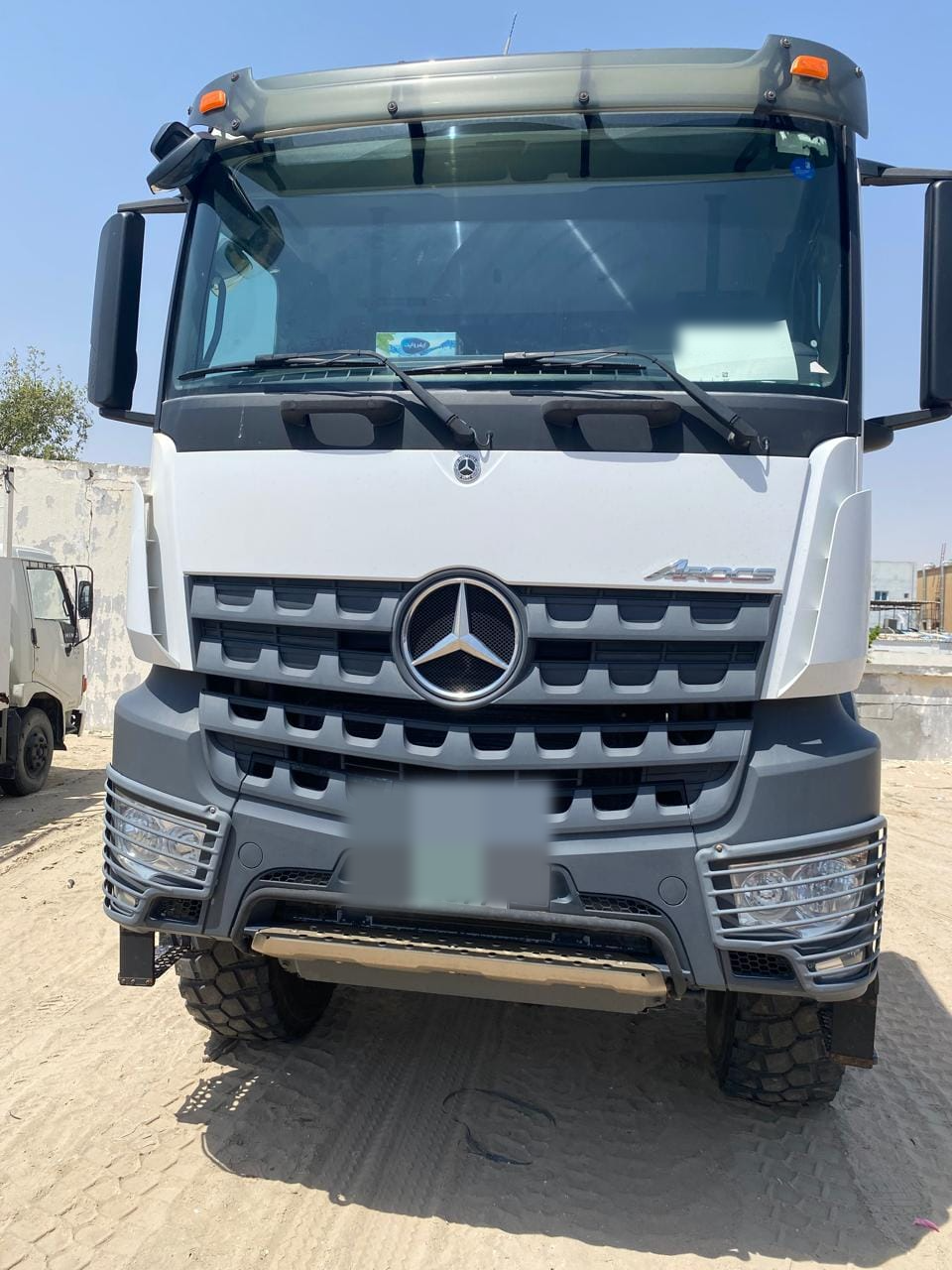 Pickups & light vehicles